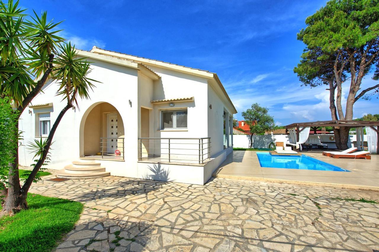 Beach Villa Christina Acharavi  Exterior foto